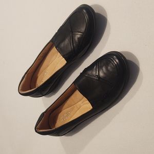 NIB Naturalizer Black Leather Slip-On Shoes